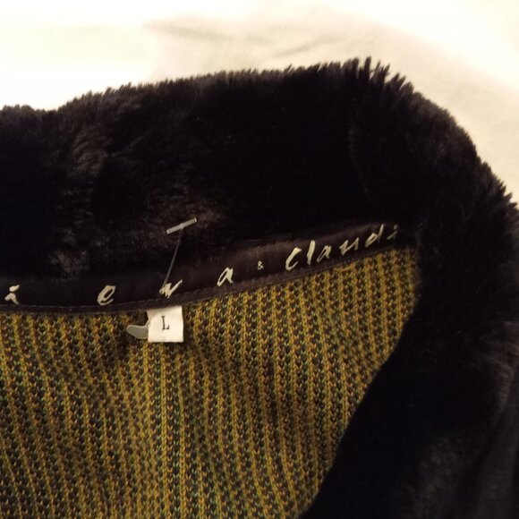 Eva & Claudi 100% Wool Unique Sweater Jacket Faux Fur Collar sz L  /B9 - Picture 8 of 10